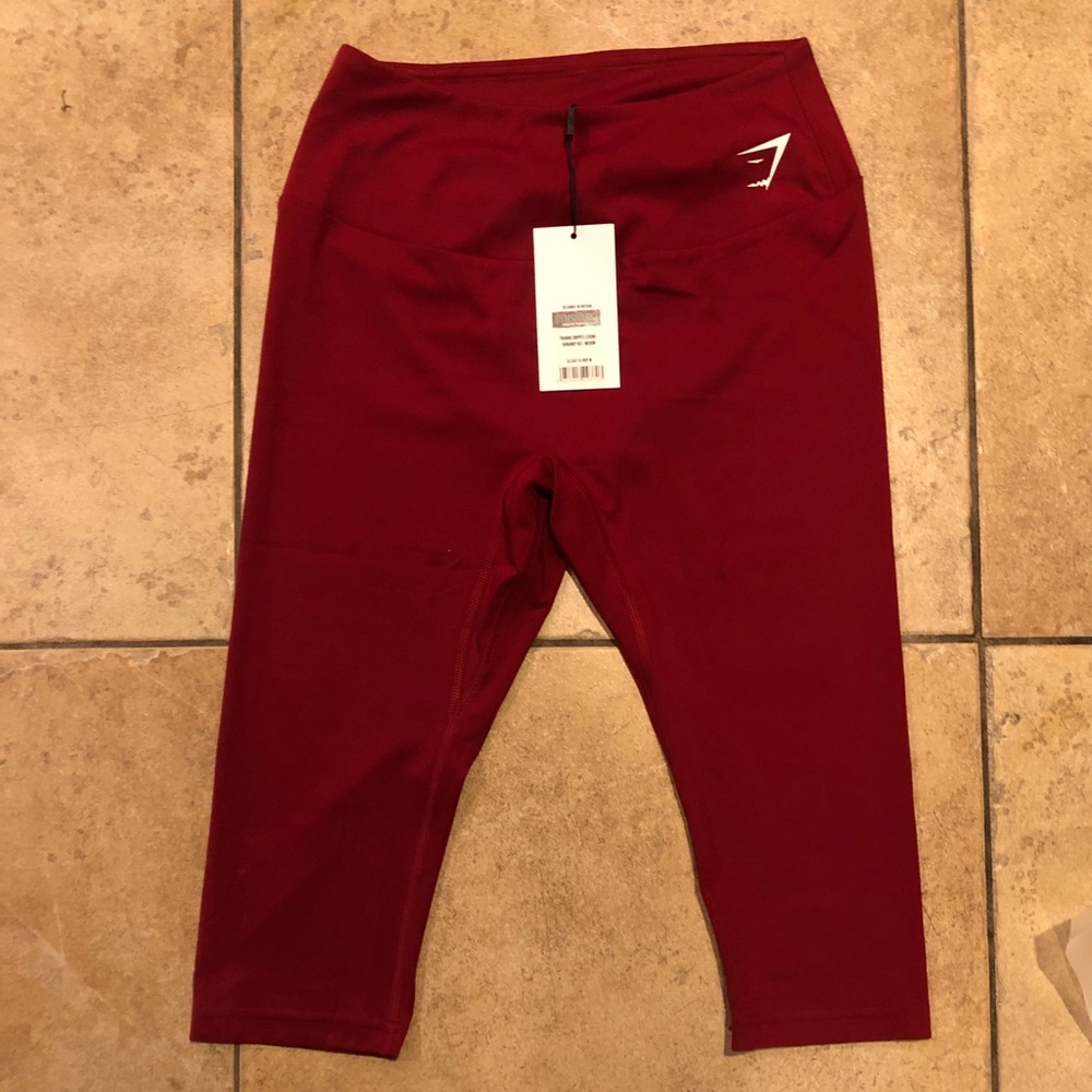 Gymshark NWT Training Cropped Legging in Burgundy